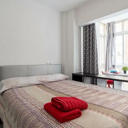 Apartamento Port ***** Apartment Malaga